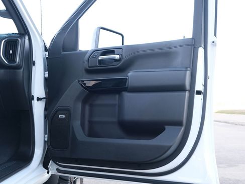 Used 2020 Chevrolet Silverado 2500 LTZ w/ LTZ Premium Package image 26