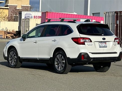 Used 2019 Subaru Outback 3.6R Touring image 6