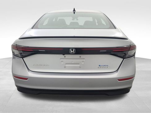 Used 2024 Honda Accord Sport image 5