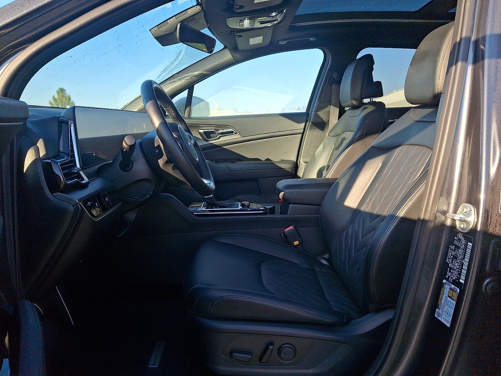 Used 2024 Kia Sportage X-Pro AWD/4WD image 13