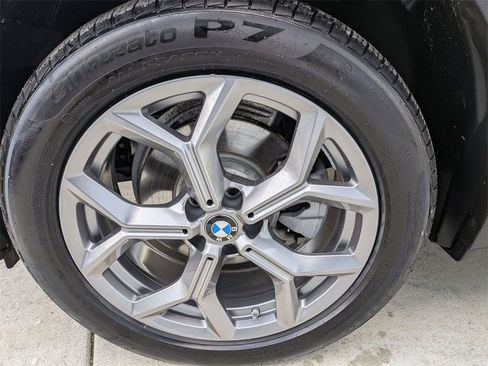 Used 2023 BMW X3 xDrive30i w/ Premium Package image 9