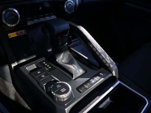 Used 2025 Toyota Tacoma PreRunner w/ TRD Prerunner Upgrade Package image 24