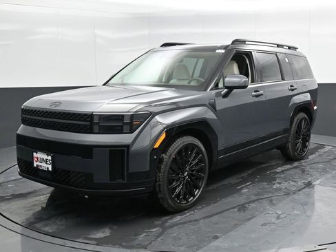 Used 2025 Hyundai Santa Fe Calligraphy image 6