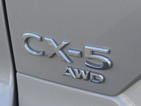Used 2024 MAZDA CX-5 AWD 2.5 S w/ Select Package image 19