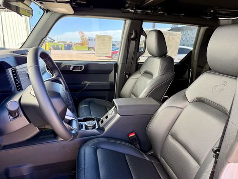 New 2025 Ford Bronco Big Bend w/ Black Diamond Package AWD/4WD image 10