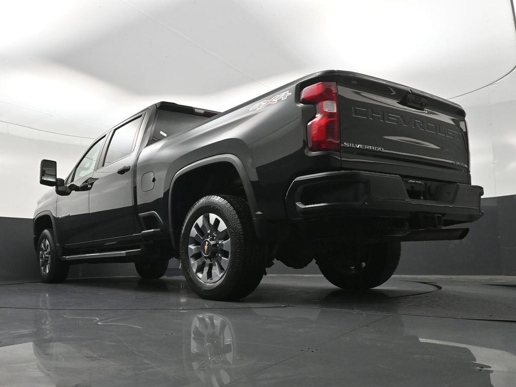 Used 2022 Chevrolet Silverado 2500 Custom w/ Custom Convenience Package AWD/4WD image 29