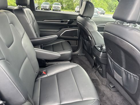 Used 2025 Kia Telluride S AWD/4WD image 33