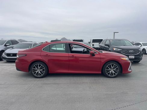 Used 2024 Toyota Camry XLE w/ Cold Weather Package FWD image 2