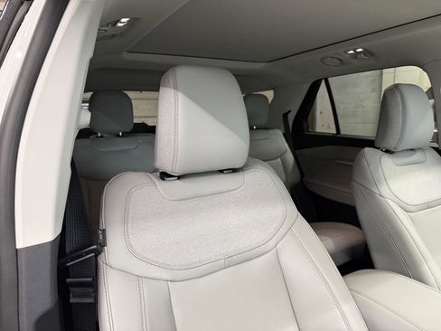 New 2026 Ford Explorer Active w/ Active Comfort Package image 29