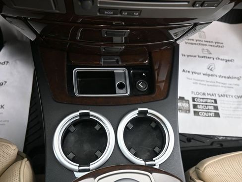 Used 2006 BMW 750Li image 26