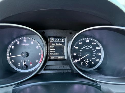 Used 2018 Hyundai Santa Fe Sport w/ 2.4L Value Package 02 image 39