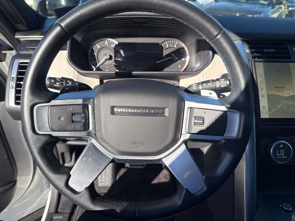 Used 2023 Land Rover Discovery S R-Dynamic AWD/4WD image 19
