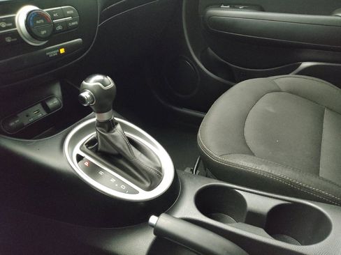 Used 2019 Kia Soul + image 26