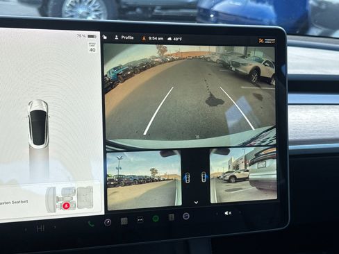 Used 2021 Tesla Model 3 Standard Range Plus image 19