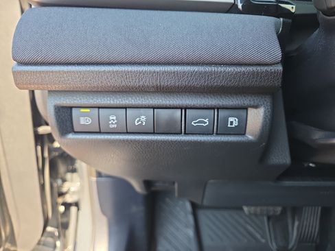 Certified 2025 Toyota Camry LE FWD image 27