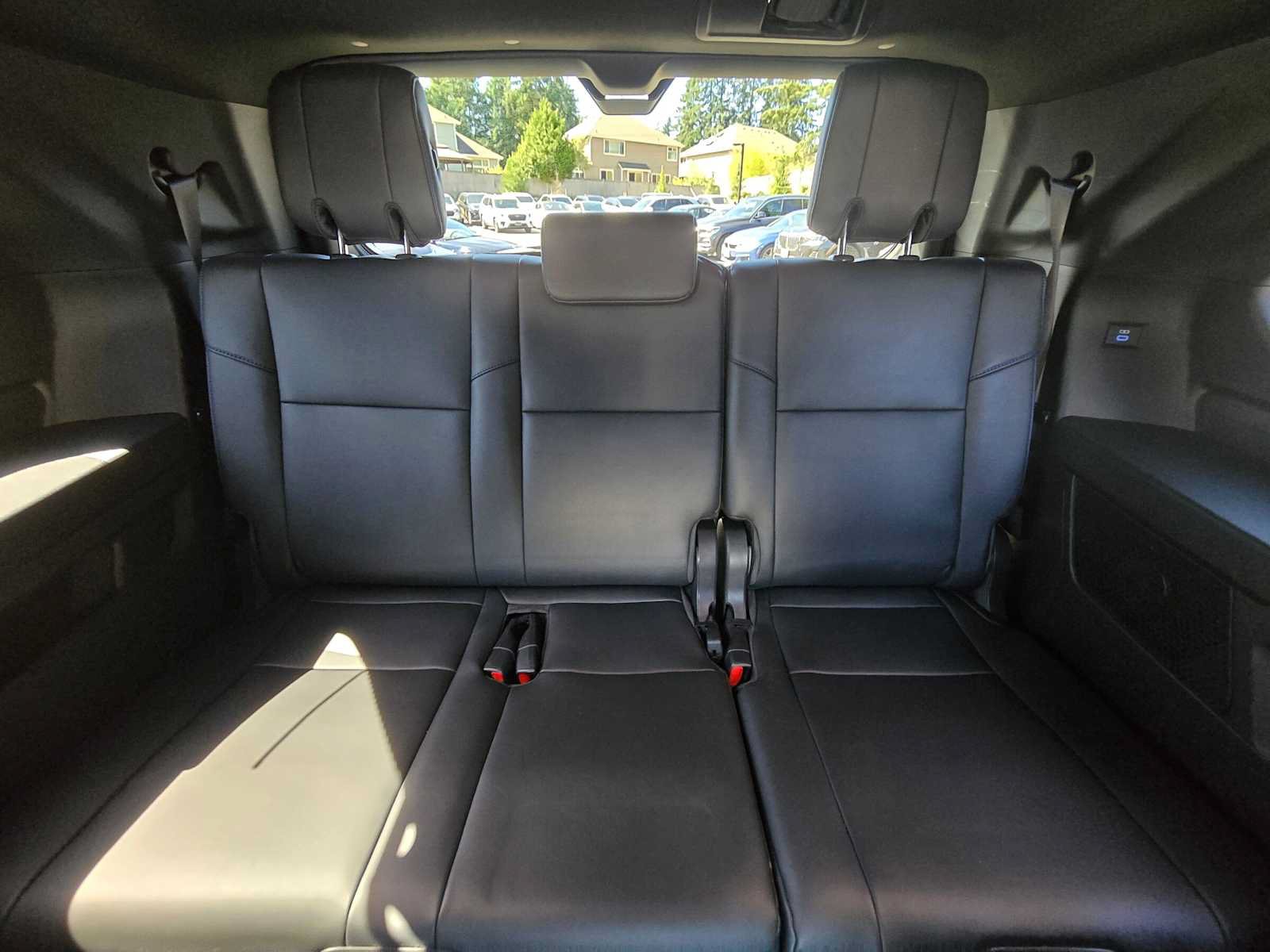 Used 2024 Toyota Sequoia Platinum AWD/4WD image 18
