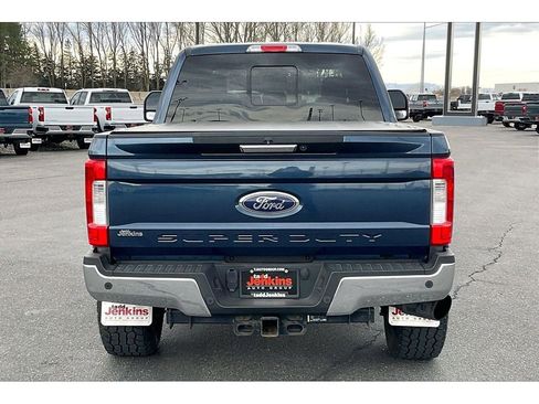 Used 2017 Ford F350 Lariat w/ Chrome Package image 4