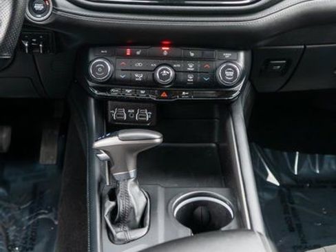 Used 2023 Dodge Durango SXT w/ SXT Blacktop Group image 18