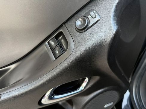 Used 2011 Chevrolet Camaro SS w/ RS Package RWD image 33