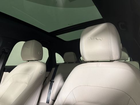 Used 2021 Jaguar F-PACE S AWD/4WD image 13