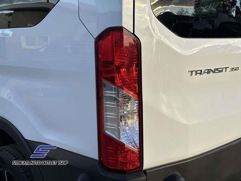 Used 2017 Ford Transit 350 XLT image 12