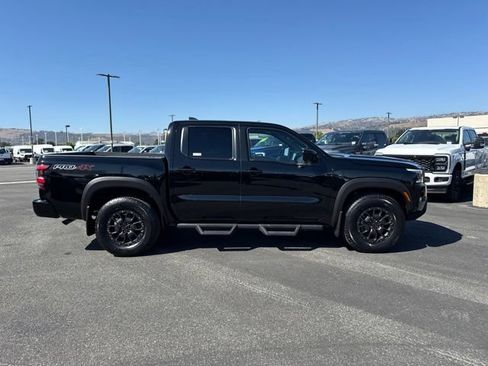 Used 2022 Nissan Frontier PRO-4X w/ Pro-4X Premium Package AWD/4WD image 5
