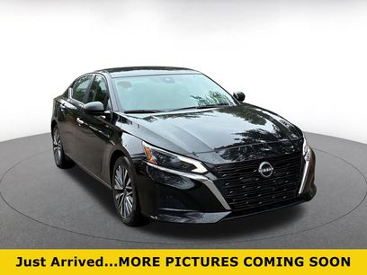 Used 2025 Nissan Altima 2.5 SV