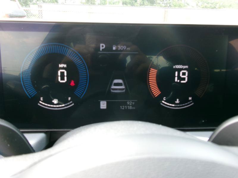 Used 2024 Hyundai Sonata SEL FWD image 16