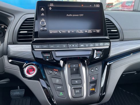 New 2026 Honda Odyssey Elite image 16