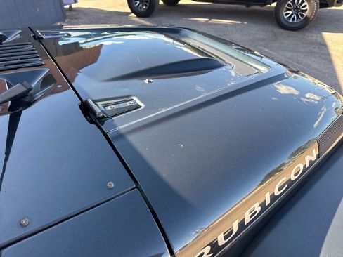 Used 2012 Jeep Wrangler Unlimited Rubicon w/ Connectivity Group image 57