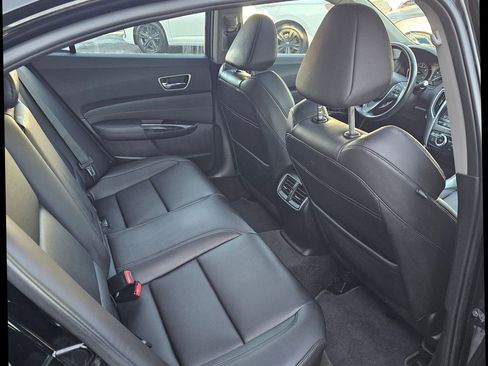 Used 2019 Acura TLX V6 SH-AWD image 9