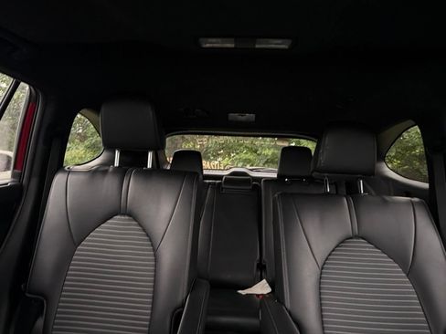 Used 2022 Toyota Highlander XSE FWD image 29