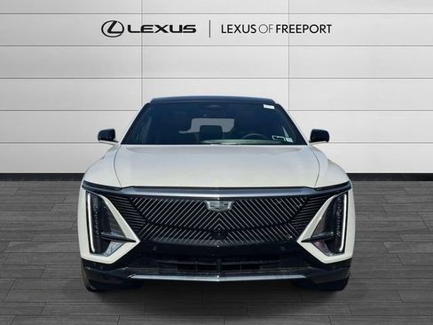 Used 2024 Cadillac Lyriq Tech w/ Driver Assist Package AWD/4WD image 2