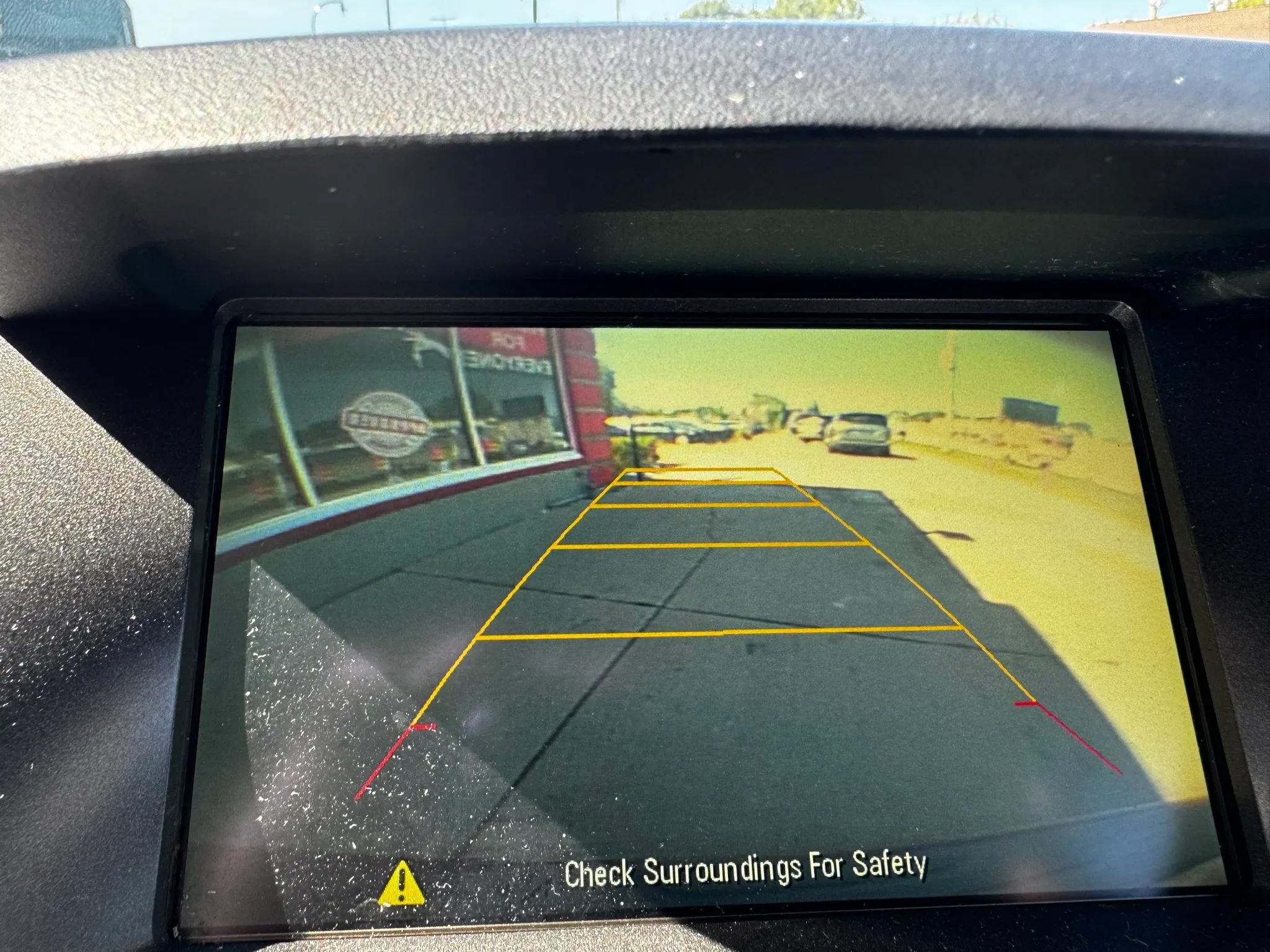 Used 2017 Chevrolet Equinox LT FWD image 12