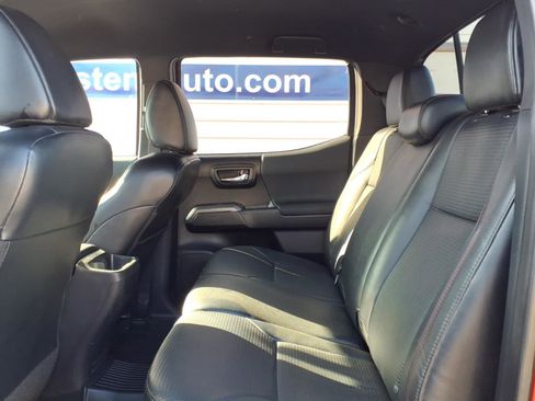 Used 2017 Toyota Tacoma TRD Pro image 14