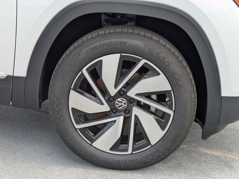 New 2026 Volkswagen Atlas SEL AWD/4WD image 11