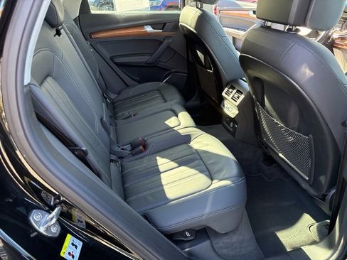 Used 2022 Audi Q5 2.0T Premium Plus image 26