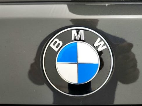 Used 2025 BMW X7 M60i AWD/4WD image 33