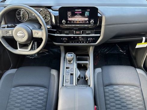 New 2025 Nissan Pathfinder SV FWD image 11