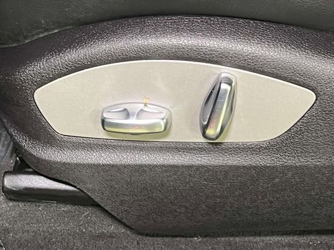 Used 2021 Porsche Macan AWD/4WD image 18