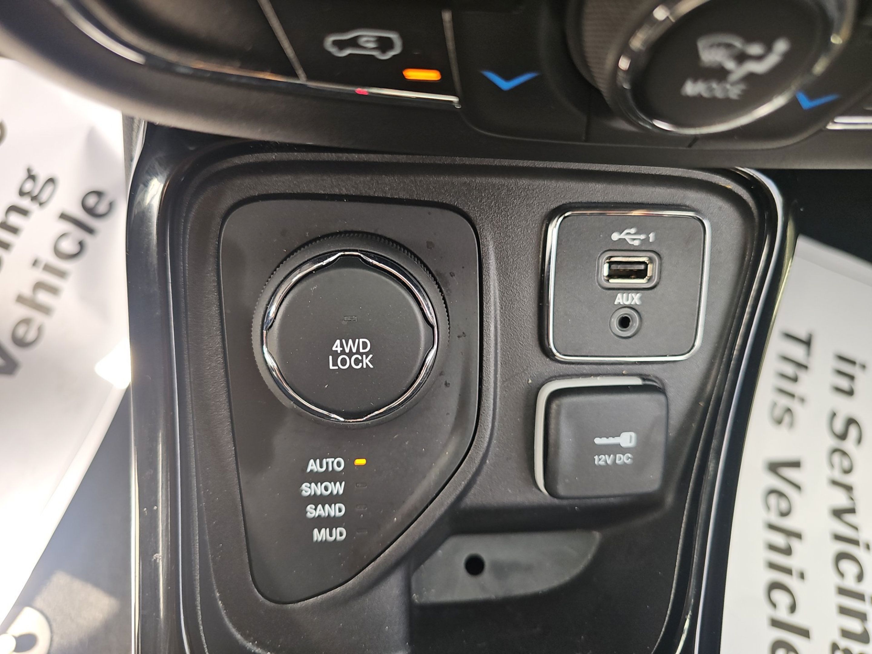 Used 2019 Jeep Compass Limited AWD/4WD image 27