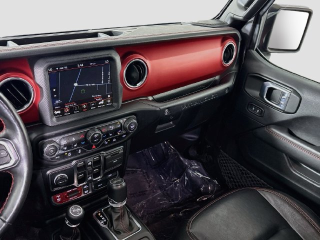 Used 2022 Jeep Wrangler Unlimited Rubicon w/ LED Lighting Group AWD/4WD image 22