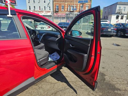 Used 2022 Hyundai Tucson SE FWD image 11