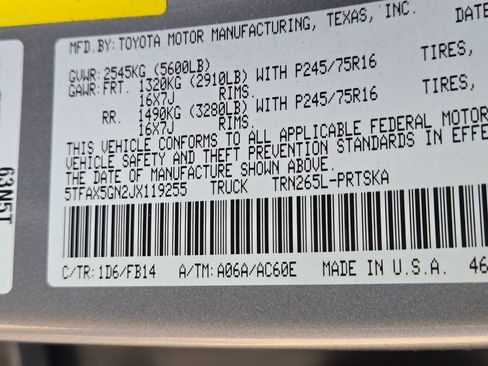 Used 2018 Toyota Tacoma SR w/ SR Convenience Package image 12