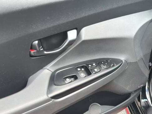 Used 2022 Hyundai Veloster N FWD image 14