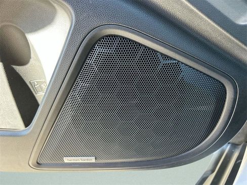 Used 2024 Subaru Outback Touring XT image 21