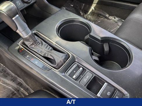 Used 2025 Honda Civic Sport image 19