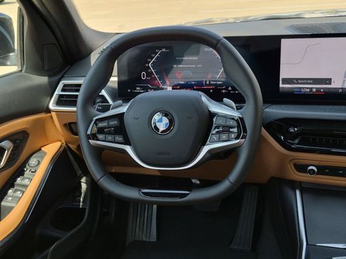 Used 2026 BMW 330i Sedan RWD image 19