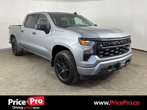 Used 2024 Chevrolet Silverado 1500 Custom AWD/4WD image 1