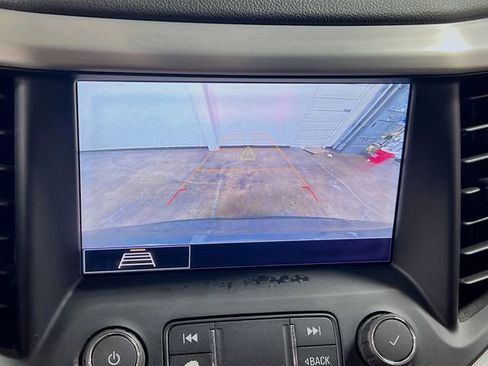 Used 2020 GMC Acadia SLT FWD image 14